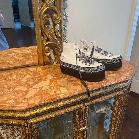 Miley Cyrus X Converse Platform Hi Sneakers NEW!! - Picture 10 of 12